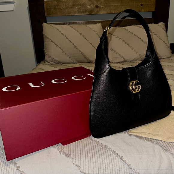 GUCCI Handbag - Picture 9 of 11